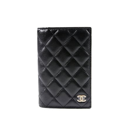 protege passeport chanel|chanel boutique petite.